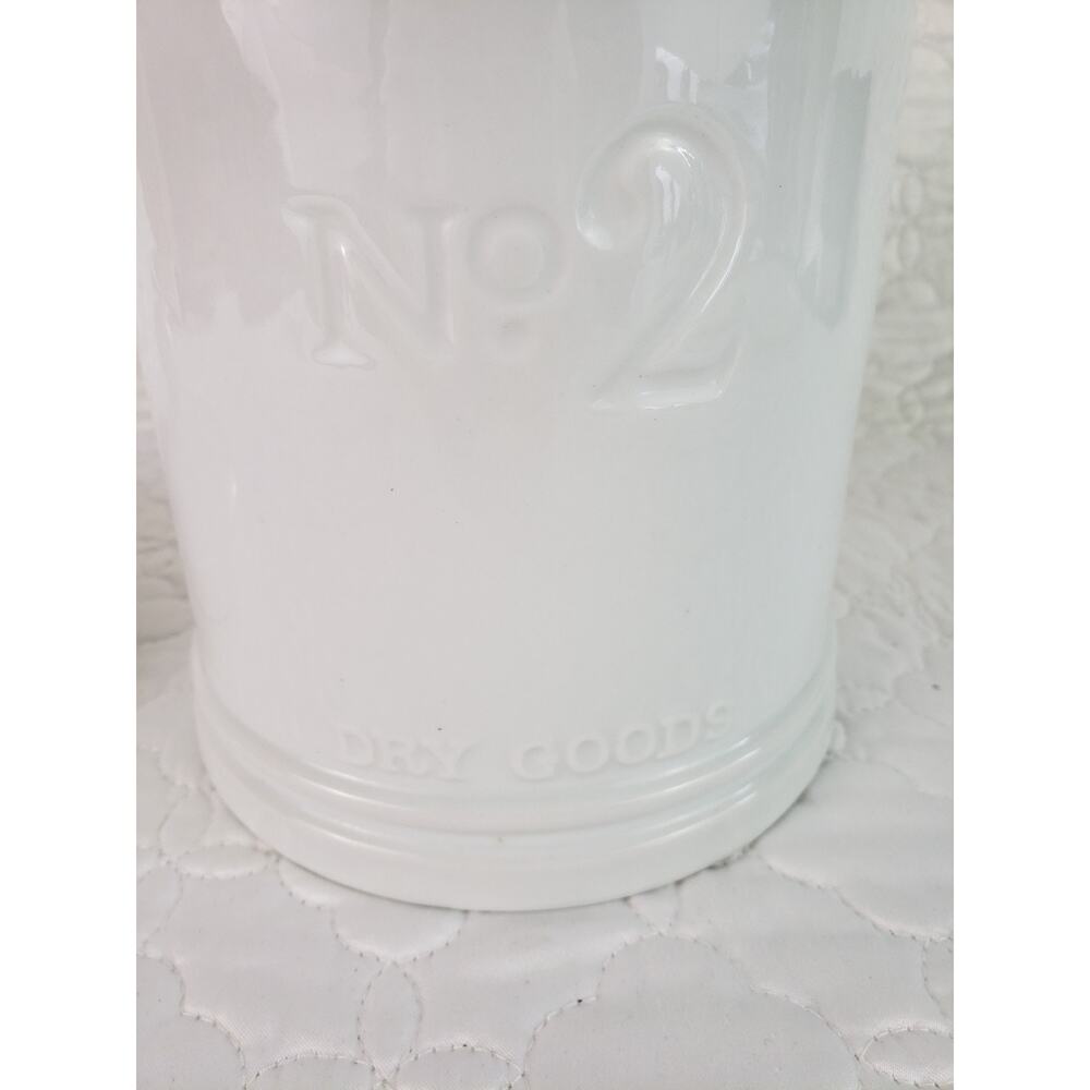 Fitz & Floyd No 2 Canister Everyday White Dry Goods Canister Porcelain & Lid - Picture 4 of 9